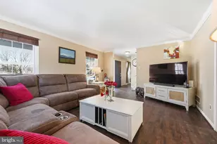 102 Gloucester Ct, Downingtown, PA 19335 - Photo 6