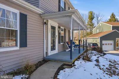 102 Gloucester Court, Downingtown, PA 19335 - Photo 2