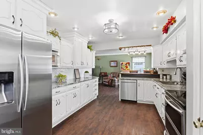 102 Gloucester Court, Downingtown, PA 19335 - Photo 12