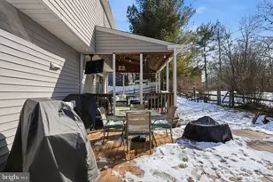 102 Gloucester Ct, Downingtown, PA 19335 - Photo 40