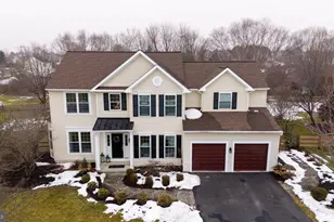 109 Ponds View Dr, Oxford, PA 19363 - Photo 2