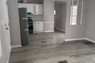 867 Aspen Ave, Spring City, PA 19475 - Photo 2