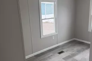 867 Aspen Ave, Spring City, PA 19475 - Photo 10