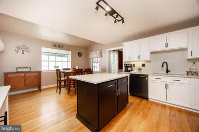 35 Oakwood Lane, Phoenixville, PA 19460 - Photo 6