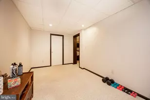 35 Oakwood Ln, Phoenixville, PA 19460 - Photo 34