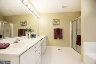 35 Oakwood Ln, Phoenixville, PA 19460 - Photo 20