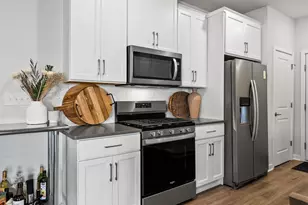 729 Hunsberger Rd, Spring City, PA 19475 - Photo 8