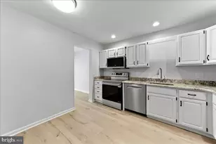 11 Algonquin Ct, Chesterbrook, PA 19087 - Photo 6