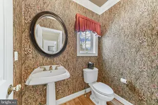 629 S Warren Ave, Malvern, PA 19355 - Photo 14