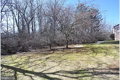 613 Washington Place #13, Tredyffrin, PA 19087 - Photo 4