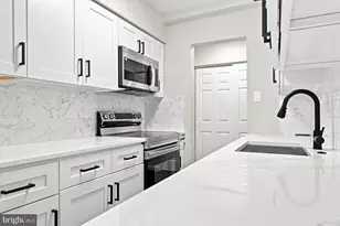 613 Washington Pl, Chesterbrook, PA 19087 - Photo 10