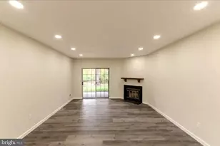 293 Valley Stream Ln, Chesterbrook, PA 19087 - Photo 6