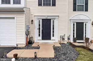 256 S Savanna Dr, Pottstown, PA 19465 - Photo 4