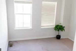 135 Four Leaf Dr, Downingtown, PA 19335 - Photo 6