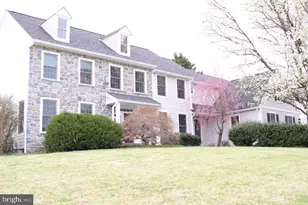 825 Bainbridge Dr, West Chester, PA 19382 - Photo 90