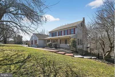 129 Freedom Valley Circle, Coatesville, PA 19320 - Photo 2