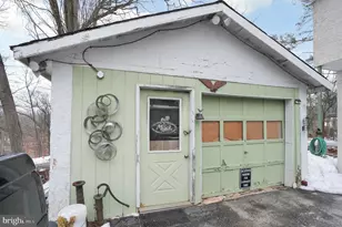 535 Valley Park Rd, Phoenixville, PA 19460 - Photo 22