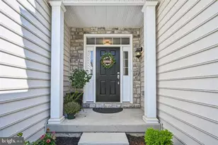 41 Midsummer Dr, West Chester, PA 19382 - Photo 2