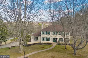 712 Wickersham Ln, Kennett Square, PA 19348 - Photo 2