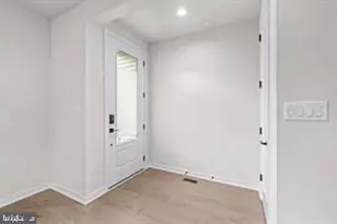 72 Alroy Rd, Malvern, PA 19355 - Photo 4