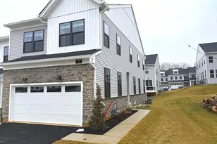 72 Alroy Rd, Malvern, PA 19355 - Photo 2