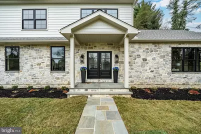 1427 Sugartown Road, Berwyn, PA 19312 - Photo 2