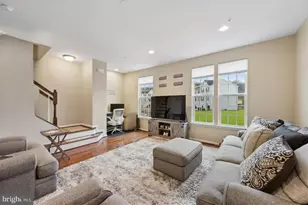 1843 Honeysuckle Ct, Downingtown, PA 19335 - Photo 2