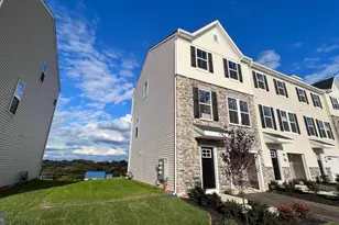 839 Pecan Rd, Spring City, PA 19475 - Photo 1