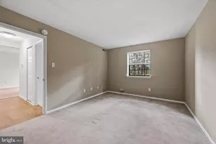 2402 Pond View Dr, West Chester, PA 19382 - Photo 10