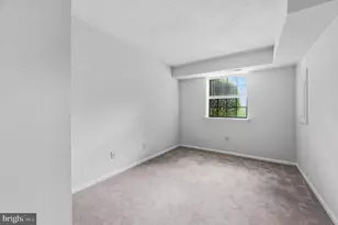 2402 Pond View Dr, West Chester, PA 19382 - Photo 14