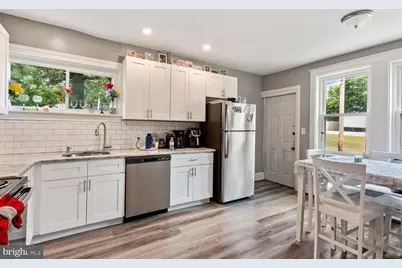 95 Nutt Road, Phoenixville, PA 19460 - Photo 2