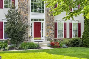 430 Dartmouth Ln, West Grove, PA 19390 - Photo 2