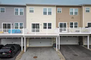 422 E Barnard St, West Chester, PA 19382 - Photo 2