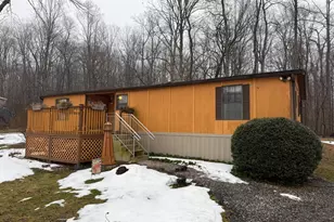 115 Spring Hill Ln, Honey Brook, PA 19344 - Photo 2