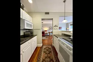 37 W Gay St, West Chester, PA 19380 - Photo 12