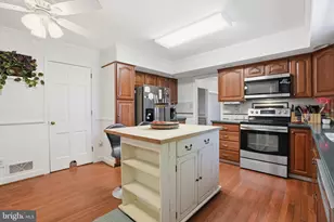 55 Lakeview Dr, Elverson, PA 19520 - Photo 12