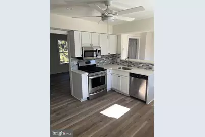 115 Carrie Lane, Phoenixville, PA 19460 - Photo 2