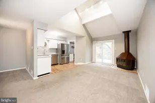 2303 Bridgewater Ct, Chester Springs, PA 19425 - Photo 2