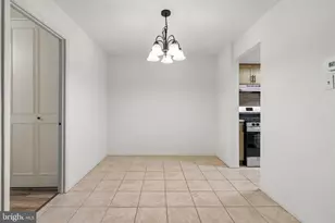 521 Old Forge Crossing, Devon, PA 19333 - Photo 4