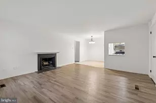 521 Old Forge Crossing, Devon, PA 19333 - Photo 2