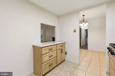 521 Old Forge Crossing, Devon, PA 19333 - Photo 8