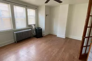 26 Gay St, Phoenixville, PA 19460 - Photo 4