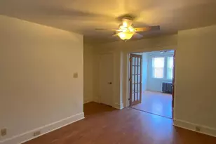 26 Gay St, Phoenixville, PA 19460 - Photo 2