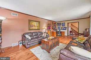 114 Sylvan Dr, Pottstown, PA 19465 - Photo 8