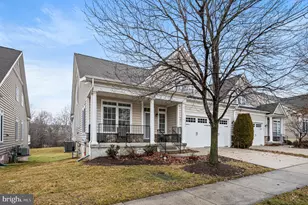 1024 Balfour Cir, Phoenixville, PA 19460 - Photo 2