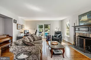 1677 Waterglen Dr, West Chester, PA 19382 - Photo 12