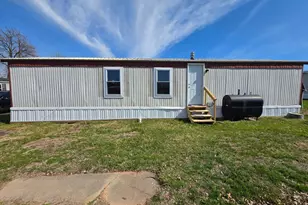 864 Aspen Ave, Spring City, PA 19475 - Photo 18