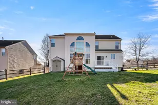 102 Haven Cir, Coatesville, PA 19320 - Photo 2