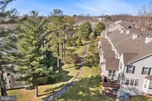 323 Cherry Ln, Kennett Square, PA 19348 - Photo 34