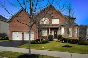 32 Dominic Dr, Downingtown, PA 19335 - Photo 2